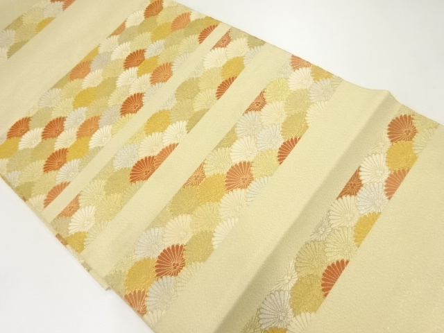 綴れ横段に菊・青海波模様織出し袋帯